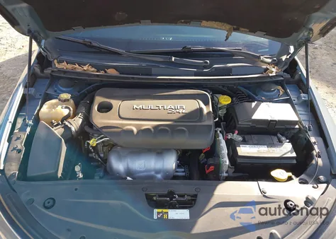 2015 Chrysler 200 S z USA, uszkodzony, nr VIN 1C3CCCBB5FN676884